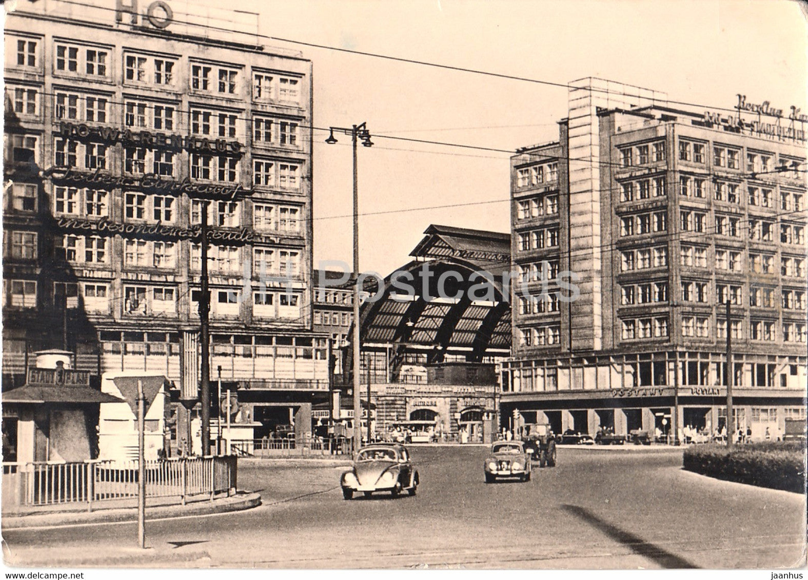 Berlin - Alexanderplatz - car Volkswagen - Germany DDR - used - JH Postcards