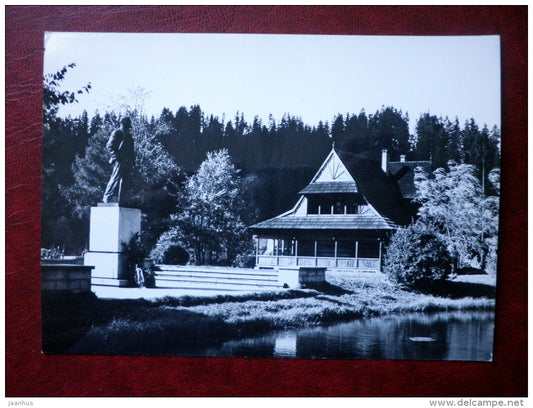 monument to Lenin - Poronin - Lenin in Poland - 1969 - Poland - unused - JH Postcards