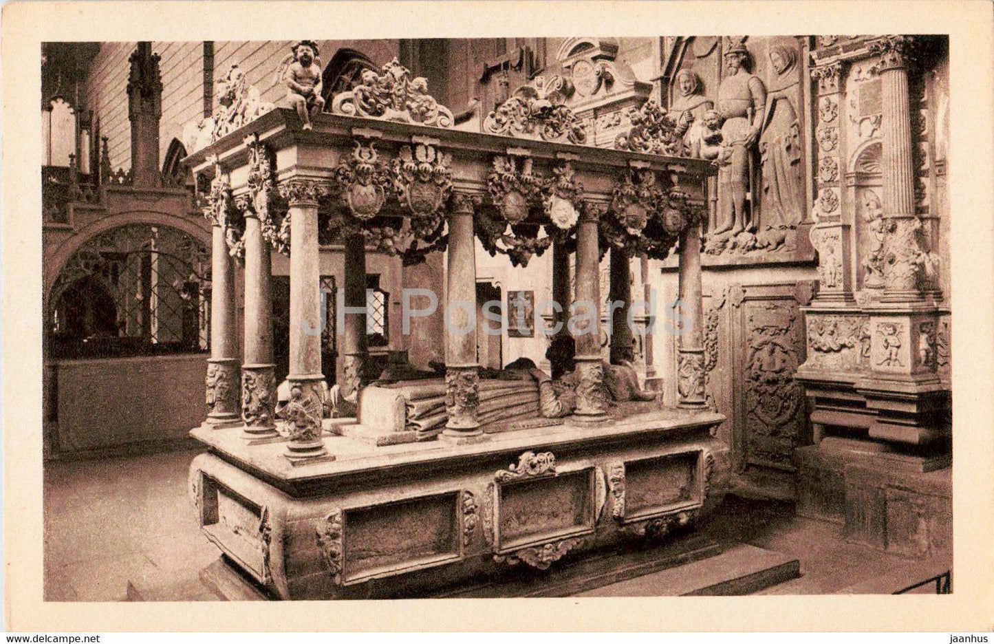 Wertheim a M - Grabdenkmal Bettlade Ludwig II im chor der protest Kirche - church - old postcard - Germany - unused - JH Postcards