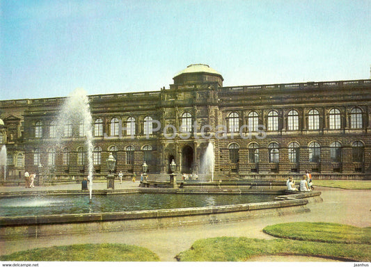 Dresden Zwinger - Zwingerhof mit Sempergalerie - palace - DDR Germany - unused - JH Postcards