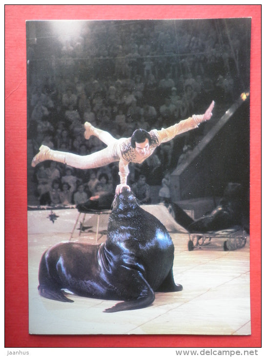 Vasili Timchenko , tamer - sea â€‹â€‹lion - Russian Circus - 1986 - Russia USSR - unused - JH Postcards