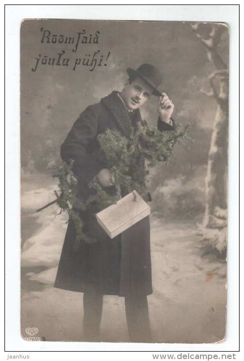 Christmas Greeting Card - man - christmas tree - EAS - old postcard - circulated in Tsarist Russia 1913 Estonia - used - JH Postcards