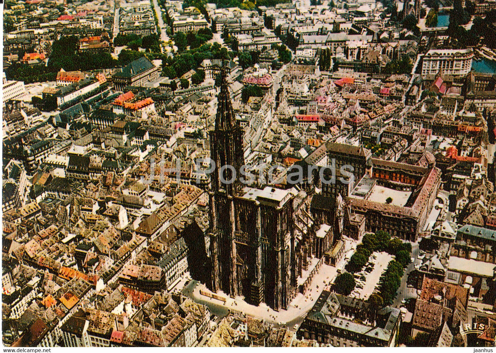 Strasbourg - La Cathedrale - Das Strassburger Munster - France - used - JH Postcards