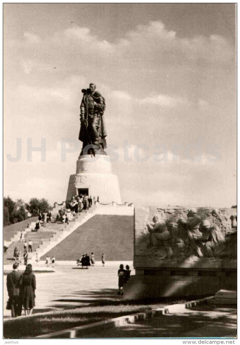 Sowjetisches Ehrenmal in Berlin - Treptow - 47 - soviet monument - Berlin - Germany - used - JH Postcards