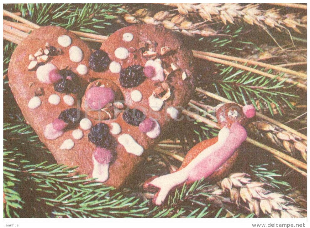 New Year Greeting card - gingerbread - 1977 - Estonia USSR - unused - JH Postcards