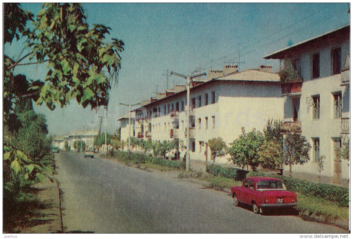 Lenin street - car Moskvitch - Osh - old postcard - Kyrgystan USSR - unused - JH Postcards