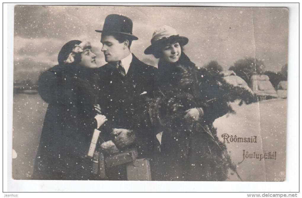 christmas greeting card - christmas gifts - man and women - RPH 6077 - old postcard - circulated in Estonia 1923 - used - JH Postcards