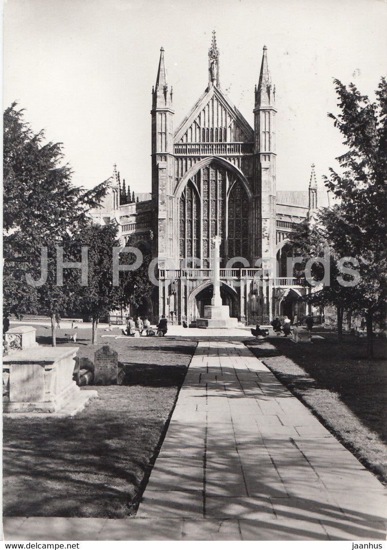 Winchester cathedral - The West Front - 1986 - England - United Kingdom - used - JH Postcards