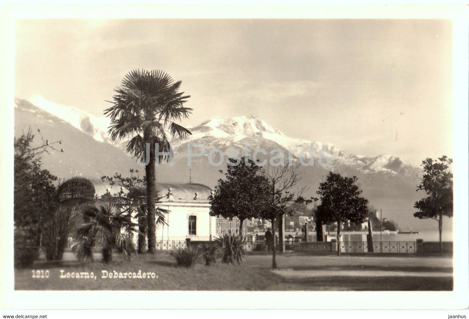 Locarno - Debarcadero - 1210 - old postcard - Switzerland - unused - JH Postcards