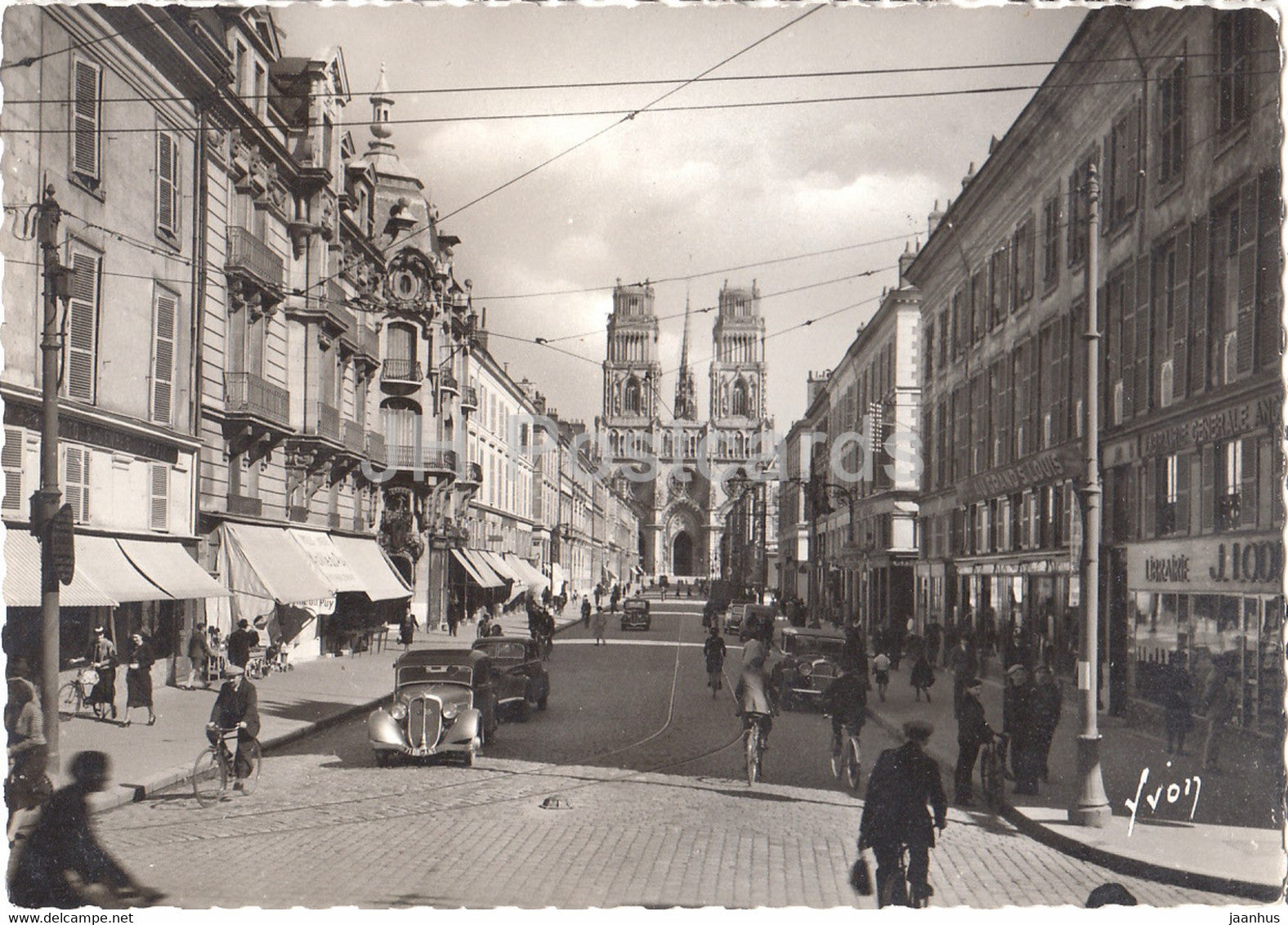 Orleans - Rue Jeanne d'Arc et la cathedrale Ste Croix - cathedral - car - France - used - JH Postcards