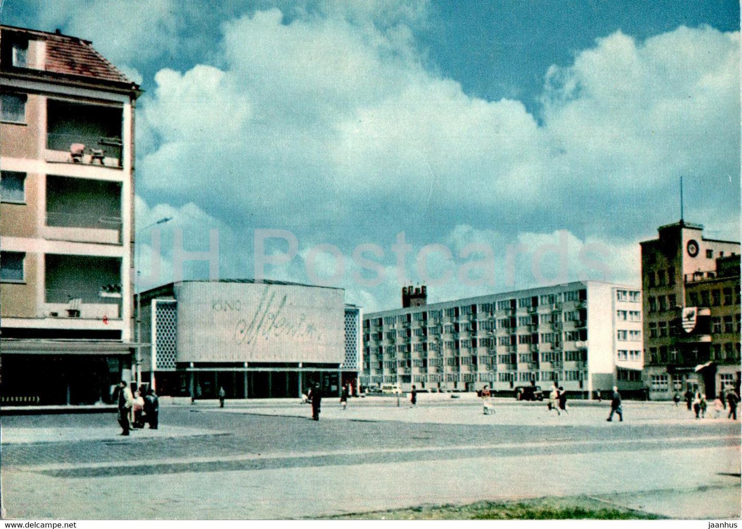 Slupsk - Fragment placu Armii Czerwonej w glebi kino Milenium - cinema Milenium - Poland - unused - JH Postcards