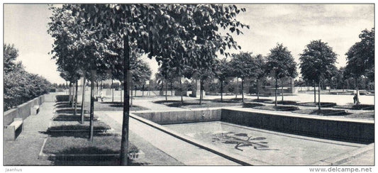 Pool on the Upper Ground - Piskaryovskoye Memorial Cemetery - Leningrad - 1967 - Russia USSR - unused - JH Postcards