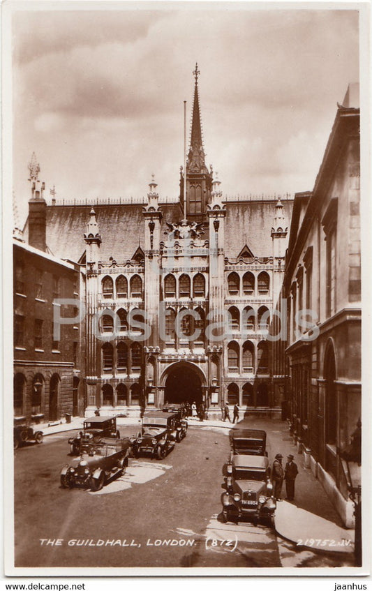 London - The Guildhall - Valentine - car - old postcard - England - United Kingdom - unused - JH Postcards