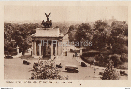 London - Wellington Arch - Constitution Hill - old postcard - England - United Kingdom - unused - JH Postcards