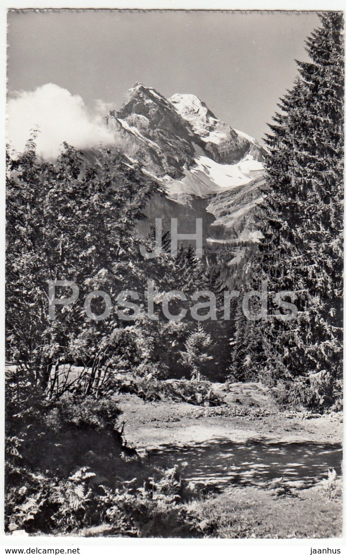 Braunwald - Glarus 1300 m im Hahnenbuhl gegen Ortstock 2720 - Switzerland - 1958 - used - JH Postcards