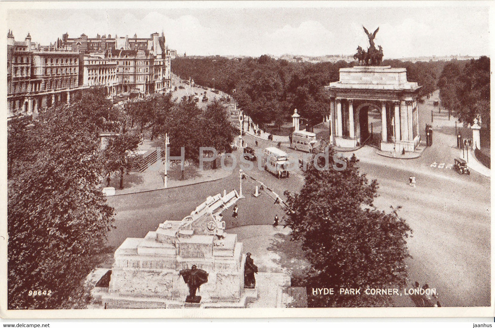 London - Hyde Park Corner - Valentine - 98642 - old postcard - England - United Kingdom - unused - JH Postcards