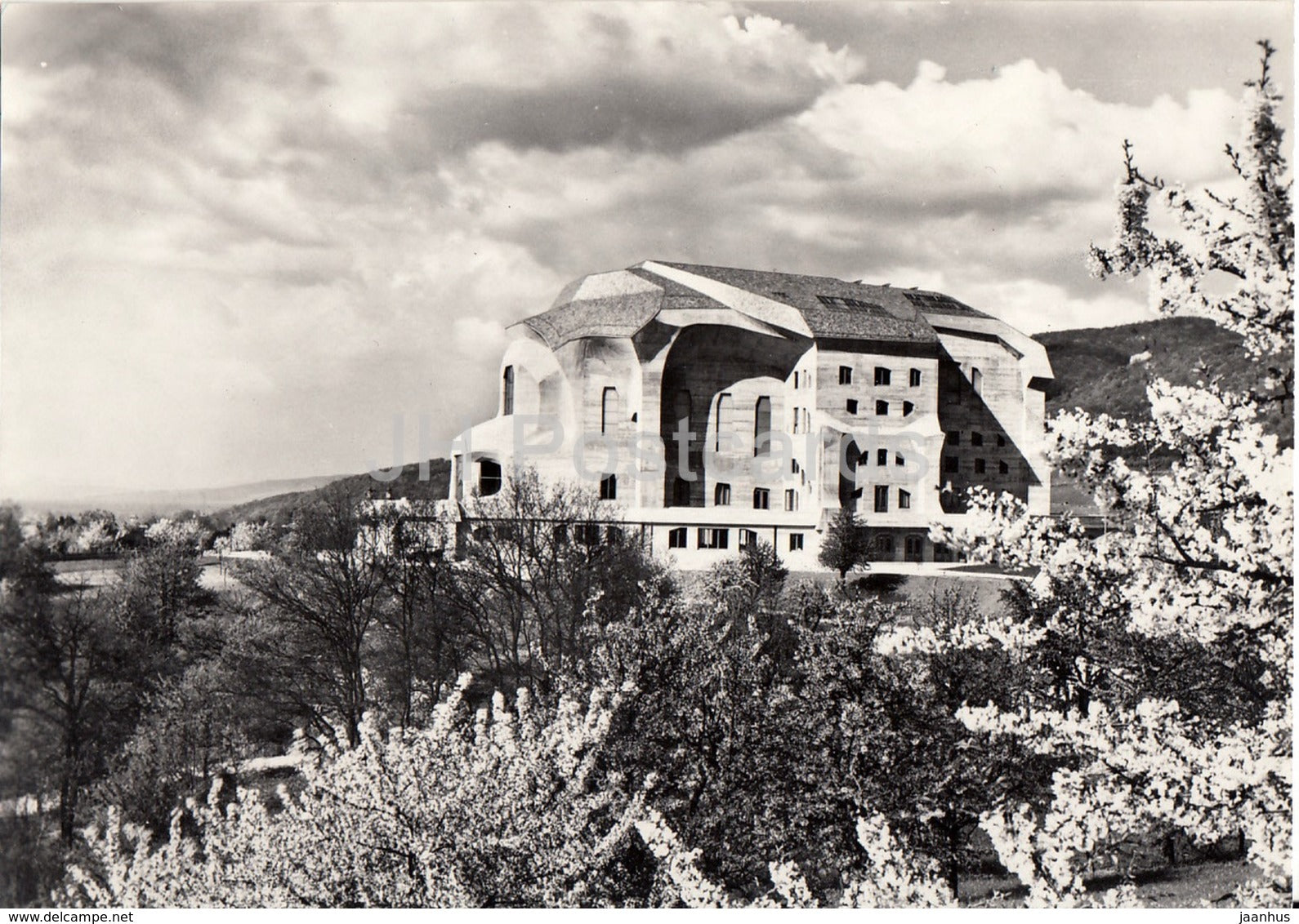 Goetheanum - Freie Hochschule fur Geisteswissenschaft - Dornach - Schweiz - Switzerland - used - JH Postcards