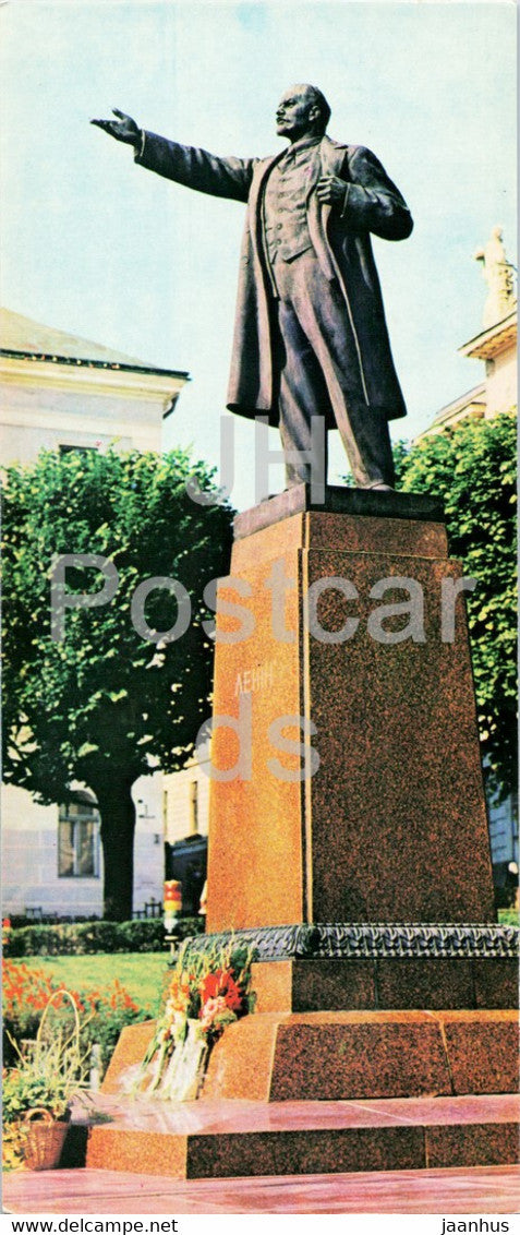 Chernivtsi - monument to Lenin - 1976 - Ukraine USSR - unused - JH Postcards