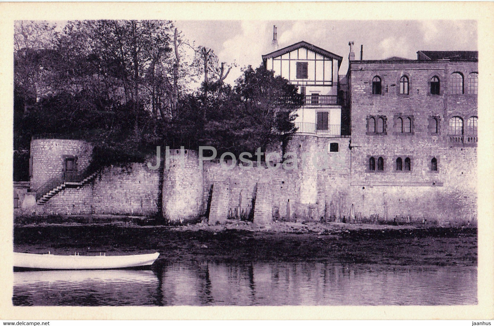 Hendaye - La Maison de Pierre Loti - boat - old postcard - France - used - JH Postcards