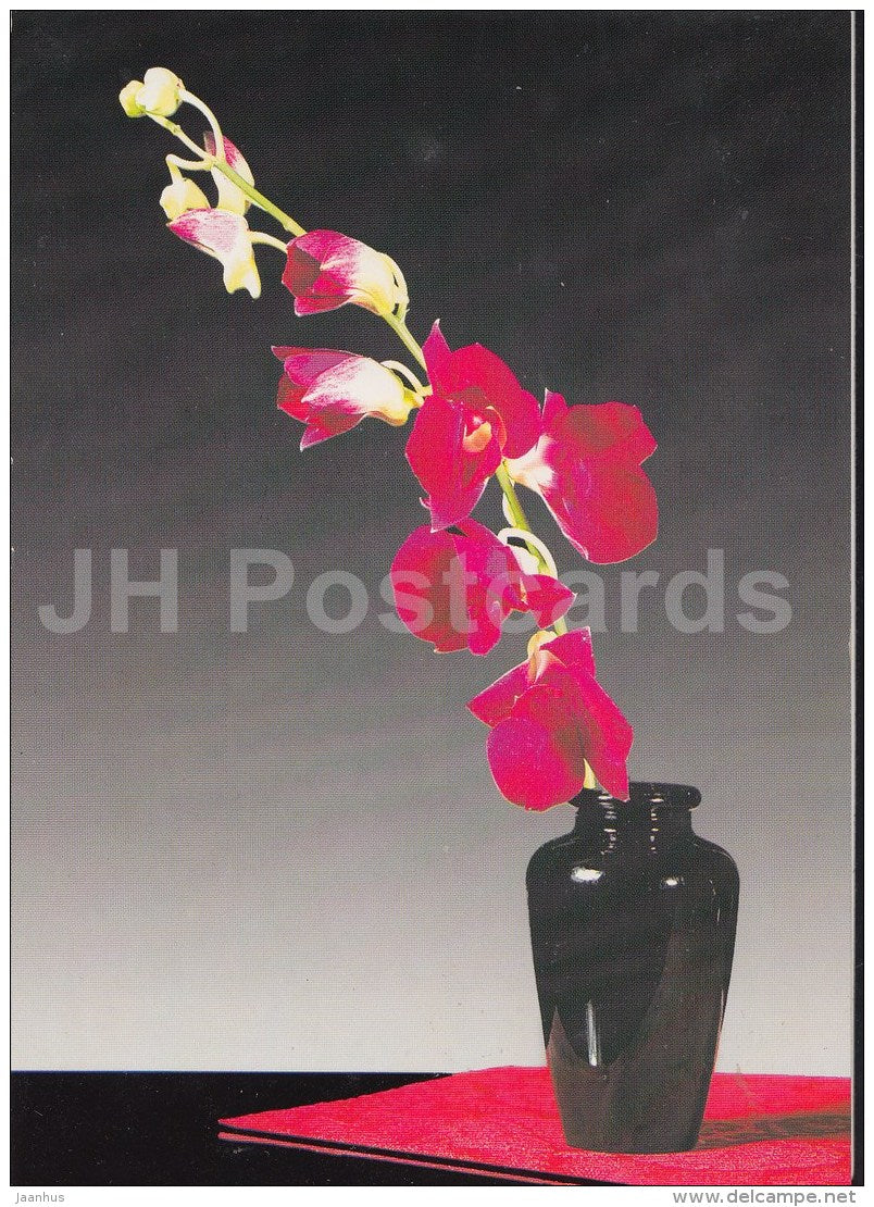 red flowers in a vase - flowers - Estonia - used in 1995 - JH Postcards