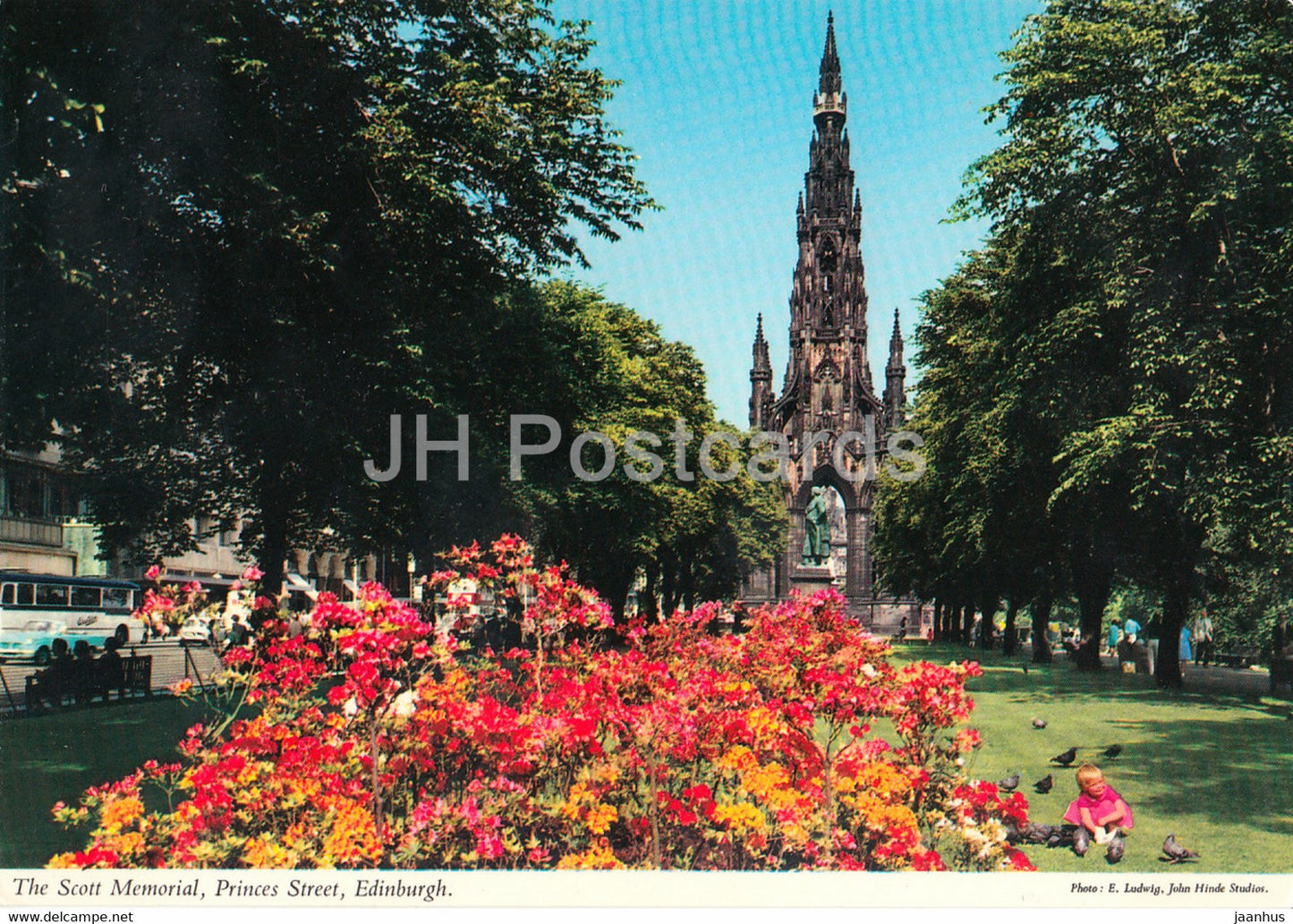 The Scott Memorial - Princess Street - Edinburgh - Scotland - United Kingdom - unused - JH Postcards