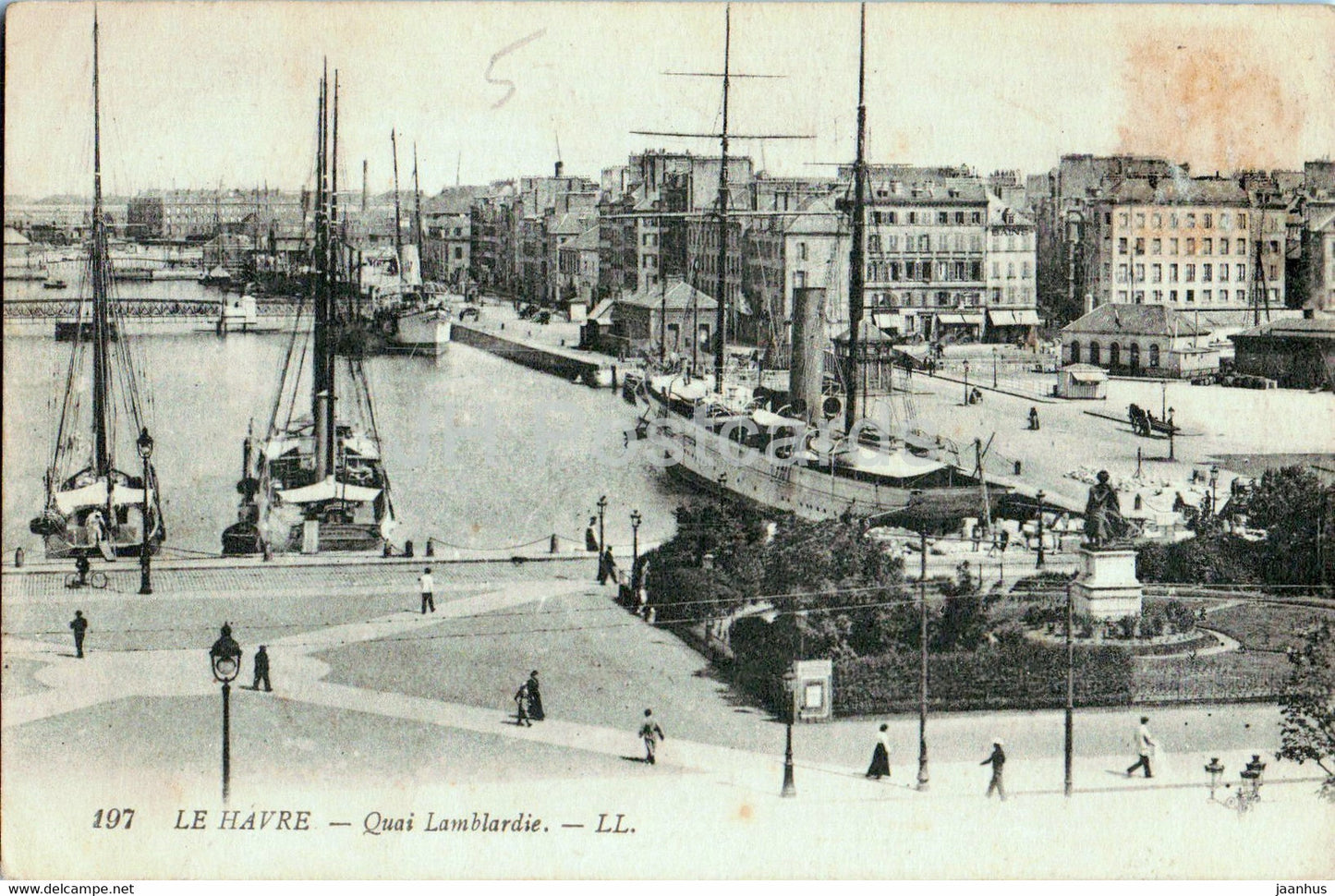 Le Havre - Quai Lamblardie - 197 - port - ship - old postcard - France - used - JH Postcards