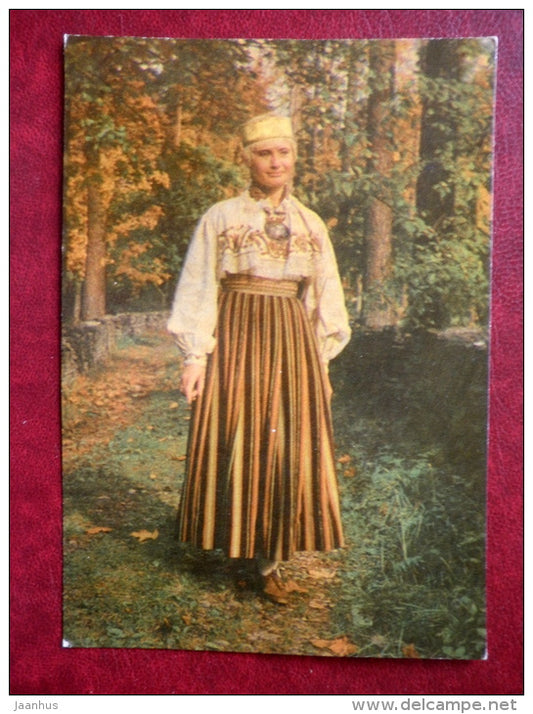 Estonian Folk Costumes - a girl from Väike-Maarja - 1969 - Estonia USSR - unused - JH Postcards