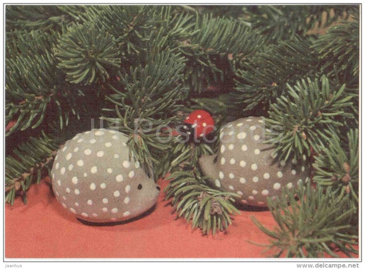 New Year Greeting card - 1 - hedgehog - ladybug - 1970 - Estonia USSR - used - JH Postcards