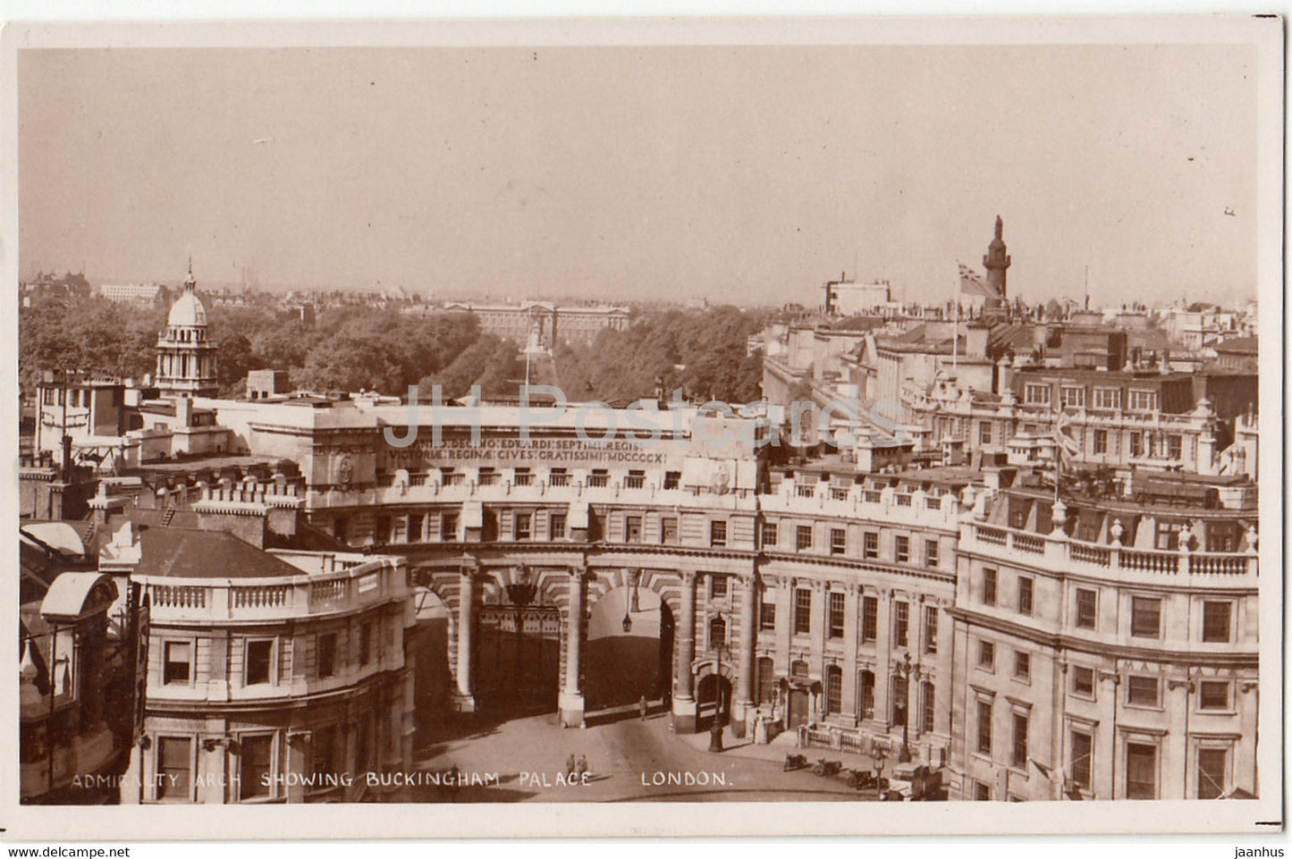 London - Admiralty Arch showing Buckingham Palace - RA - old postcard - England - United Kingdom - unused - JH Postcards