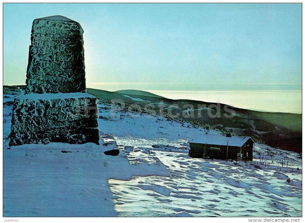 The Hancova Barrow and Vrbatova Chalet on Zlate navrši (Golden Height) - Krkonoše - Czech - Czechoslovakia - JH Postcards