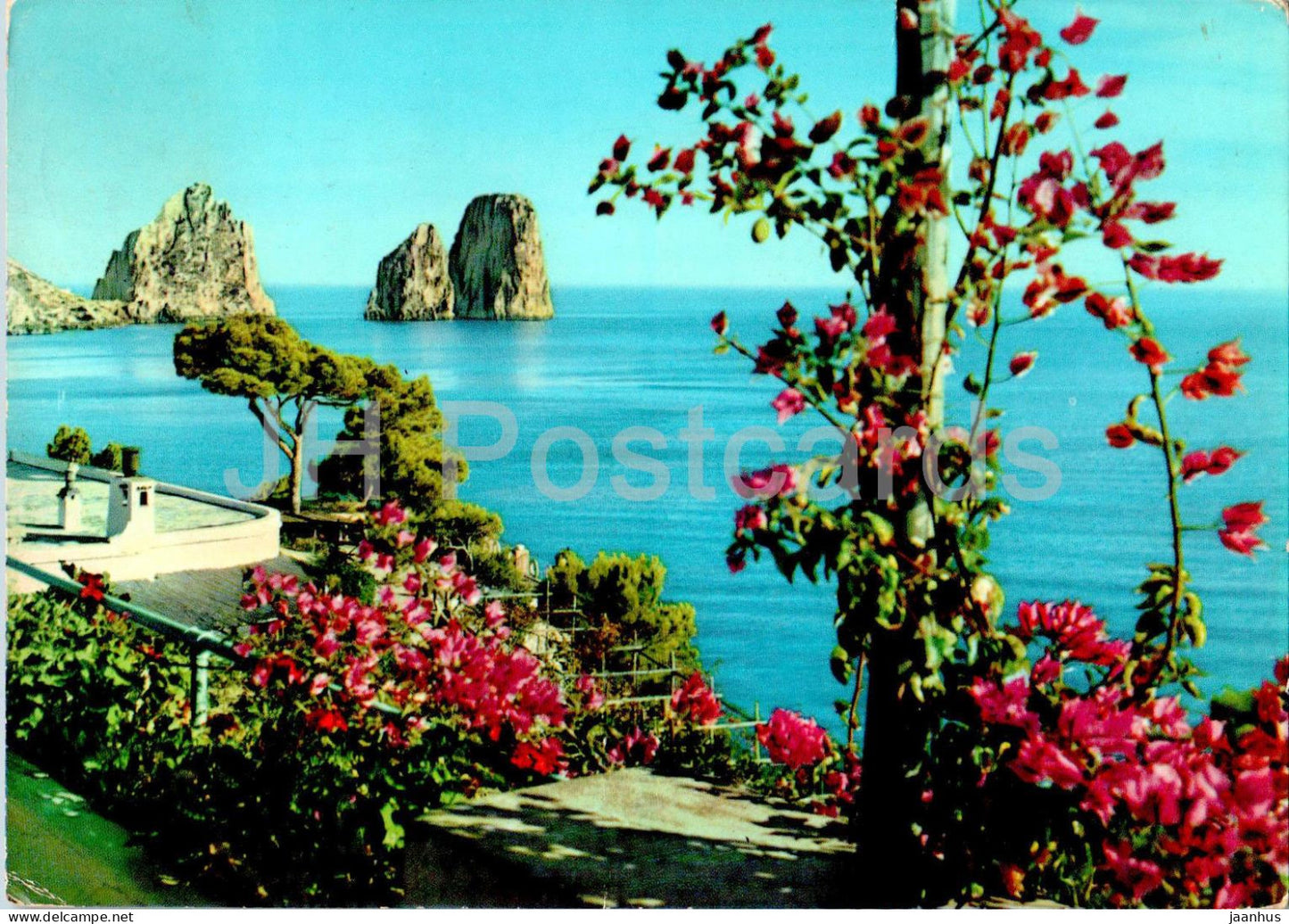 Capri - I Faraglioni dai giardini Cesare Augusto - 8 - 1968 - Italy - used - JH Postcards