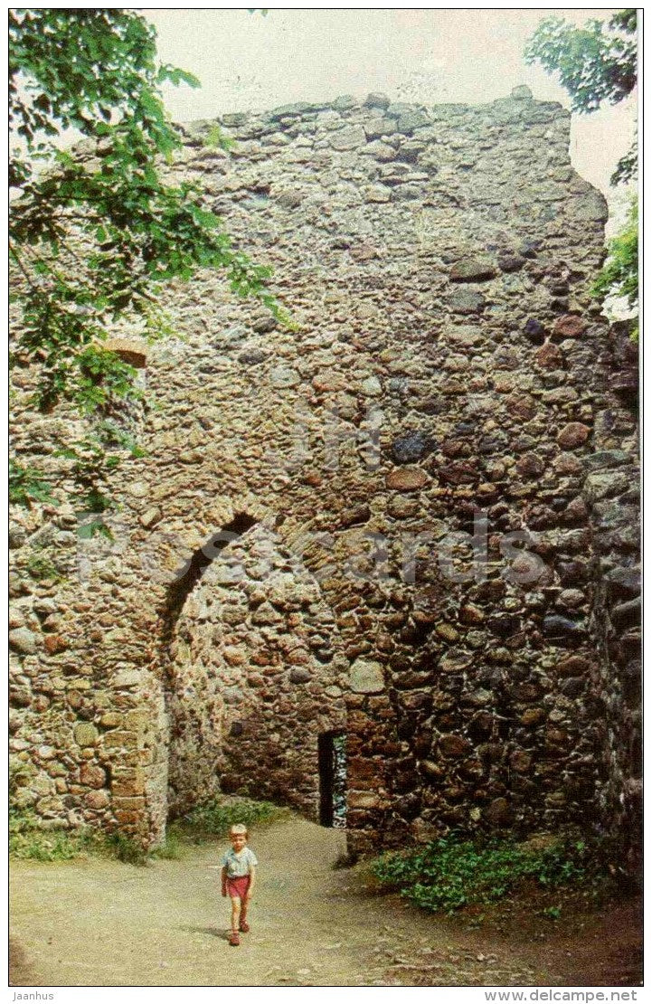 Castle Ruins - Sigulda - 1981 - Latvia USSR - unused - JH Postcards