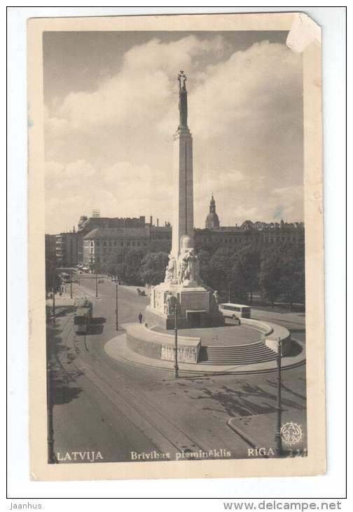 Freedom monument - Riga - Latvia - SAULE 321 - old postcard - used in 1939 - JH Postcards